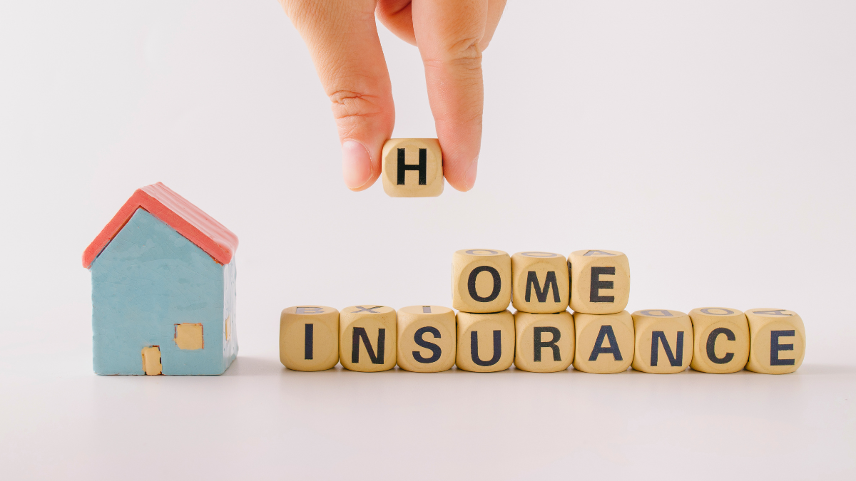 House insurance on exchange of contracts