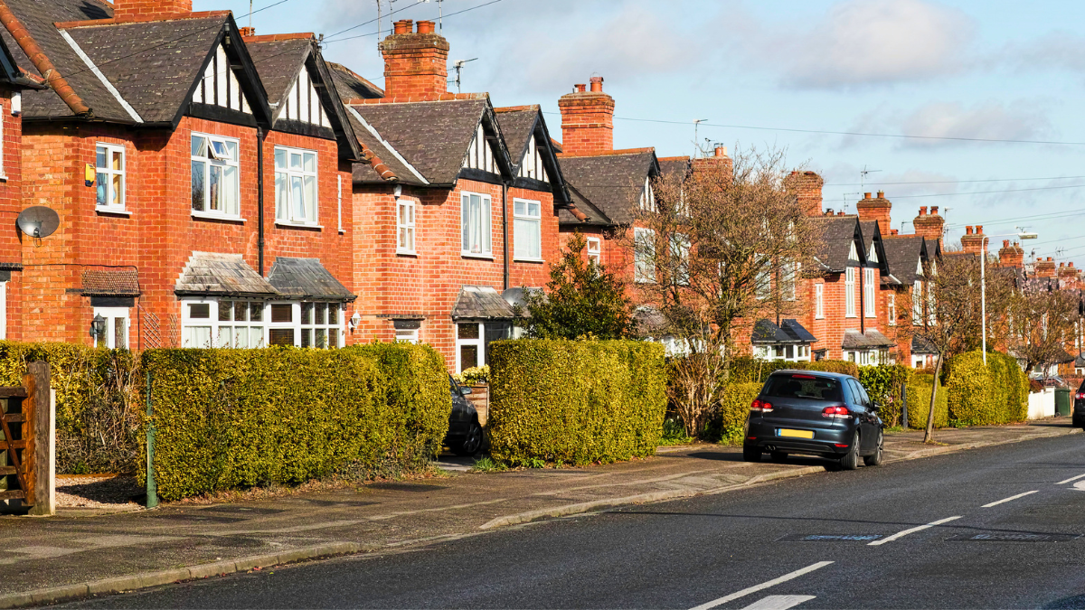 Parking across a driveway without a dropped kerb: What does the law say?